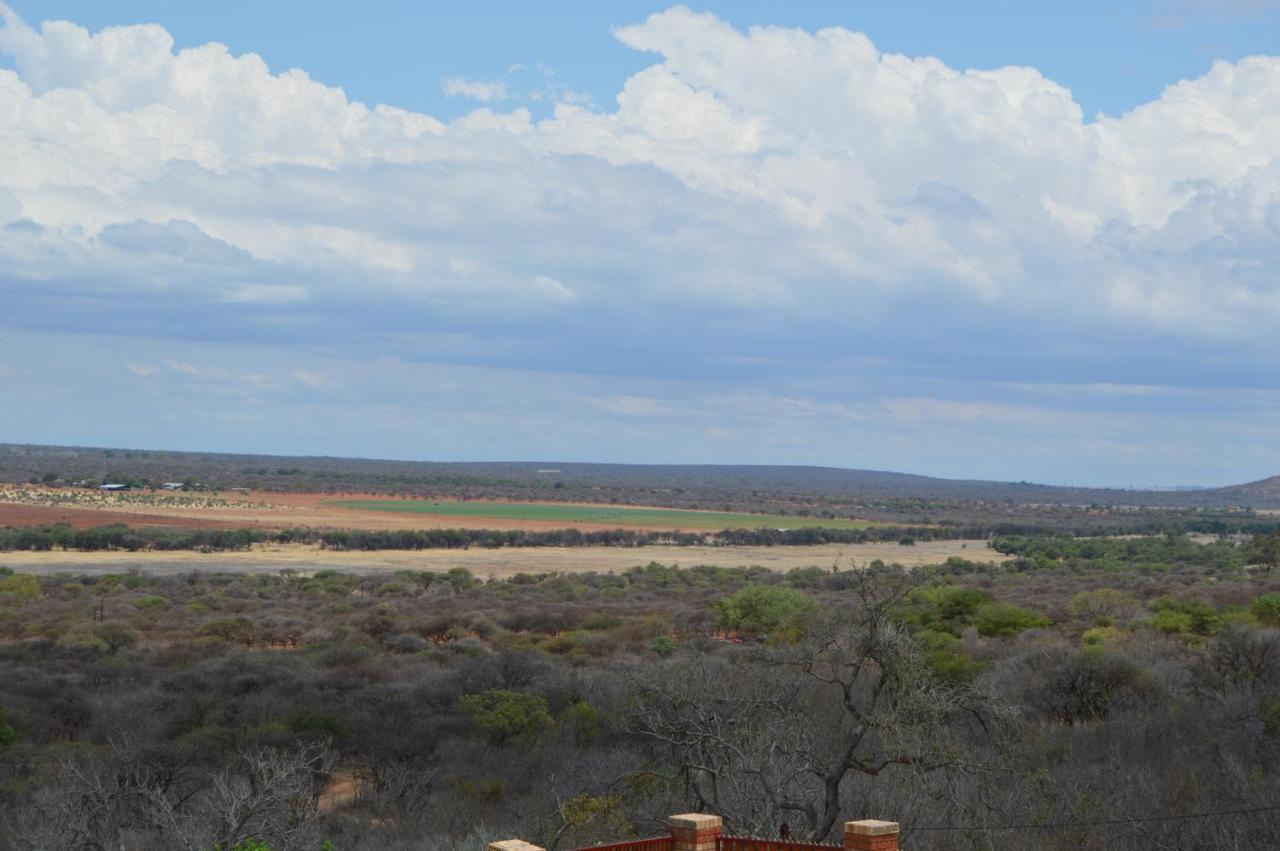Jaagbaan Lodge Mokopane Exteriör bild